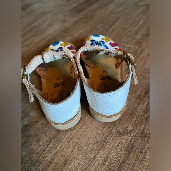 Handmade Huarache Butterfly Sandals- White/Multi - Picture 2 of 3